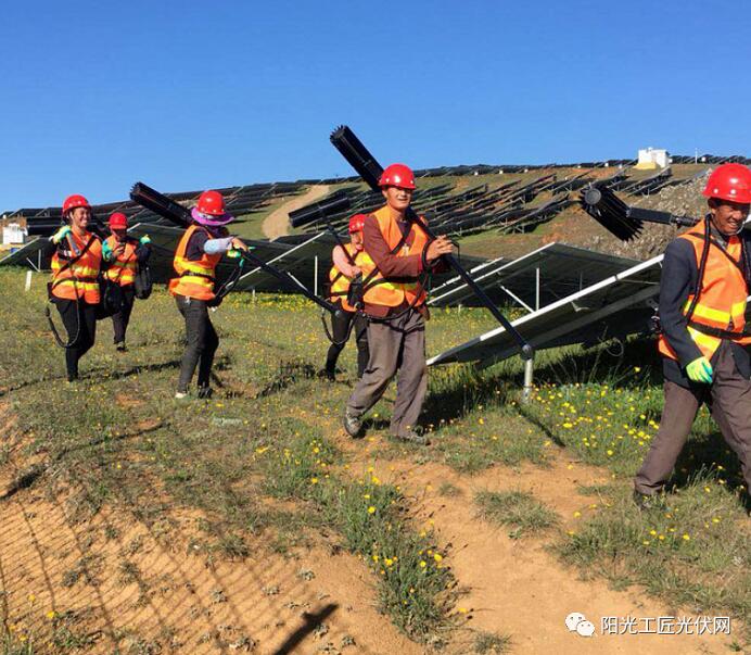 面積接近一個(gè)新加坡！青海塔拉灘光伏電站照亮“陽光之路”