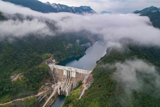 中國電建設(shè)計(jì)承建的周寧抽水蓄能電站全面投產(chǎn)發(fā)電