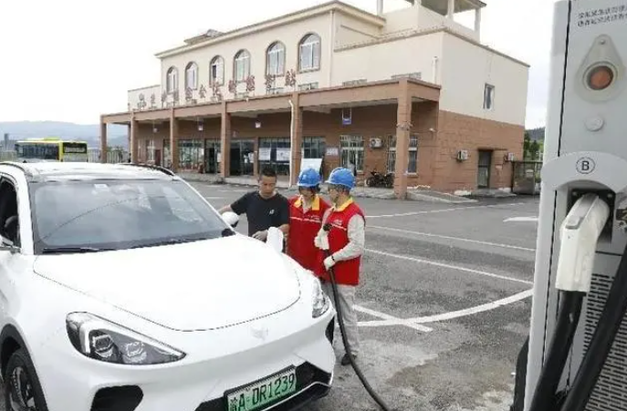 新能源汽車加快進入農(nóng)村市場，普及還需邁過三道坎