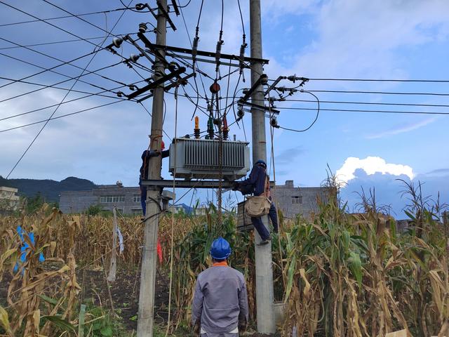 貴州畢節(jié)市郊供電局改造升級電網保障民生用電質量