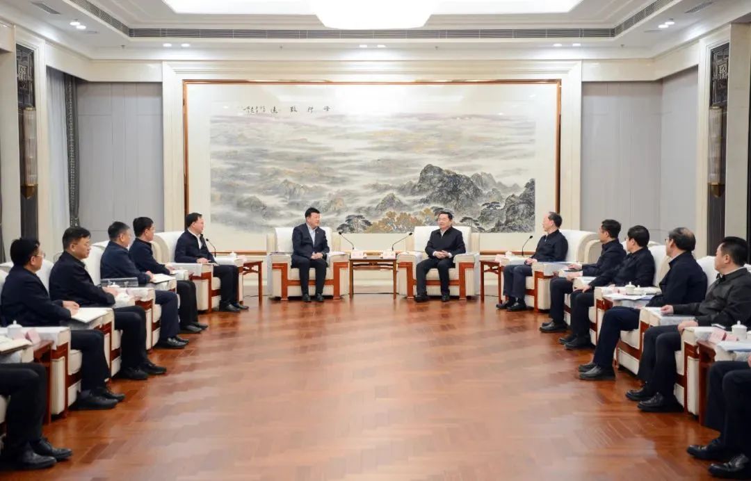 大唐集團(tuán)黨組書記呂軍、總經(jīng)理張傳江拜會(huì)遼寧省委書記郝鵬、省長(zhǎng)李樂成