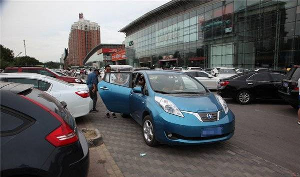 一年新車對折賣 新能源二手車何去何從？